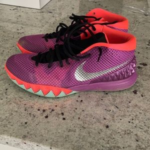 Nike Kyrie Irving 1